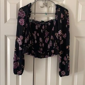 Floral top great for a night out!